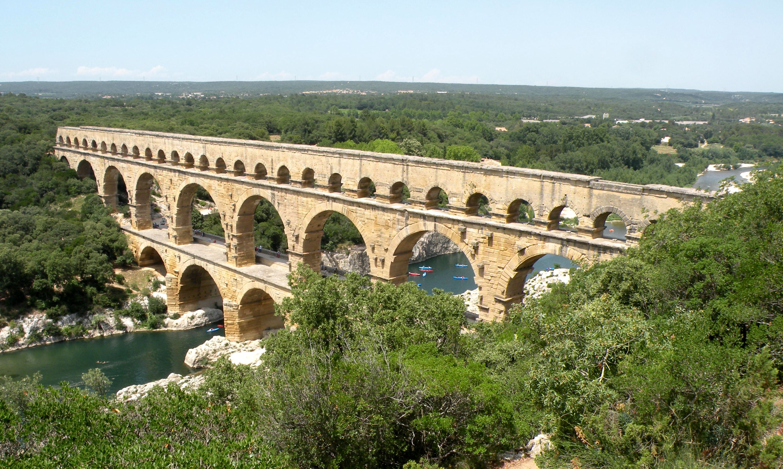 Pont_du_Gard.jpeg