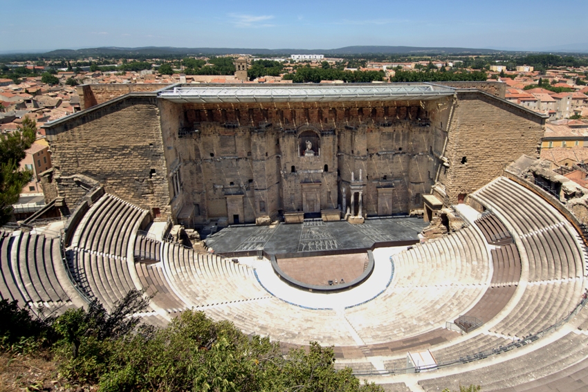 Théâtre_Antique_Orange.jpg